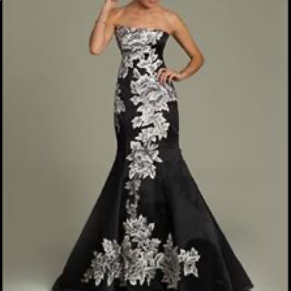 Jovani Dresses & Skirts - Jovani dress size 12/14